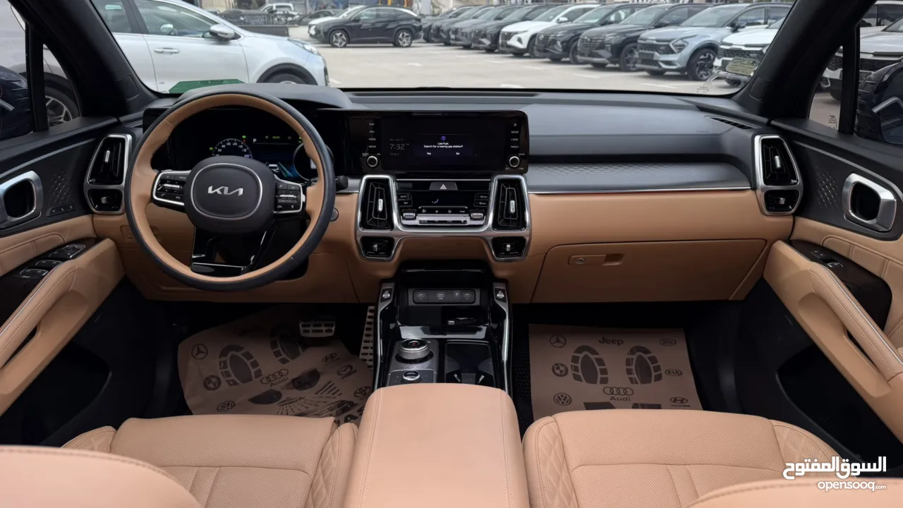 كيا سورينتو بزنز ترخيص 2023 محرك 1600 هايبرد   240 حصان دفع  4×4