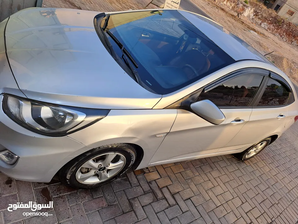 هونداي اكسنت 2014 ديززل 4 غيار صفر مشاكل  يد اوولا 1600 تيربو كاااش فقط