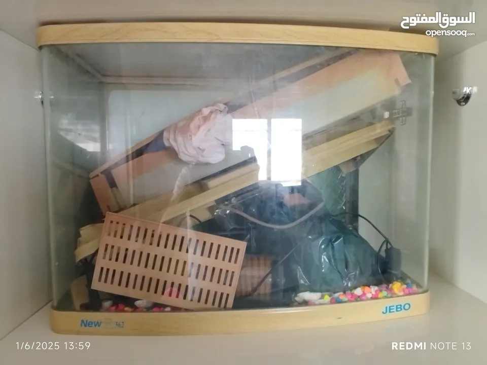 حوض سمك جاهز مجهز بكامل عدة طول  عرض 90 العمق 45 طول60