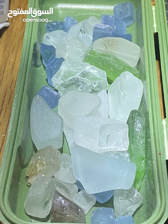 وأخرىTopaz+Aquamarine