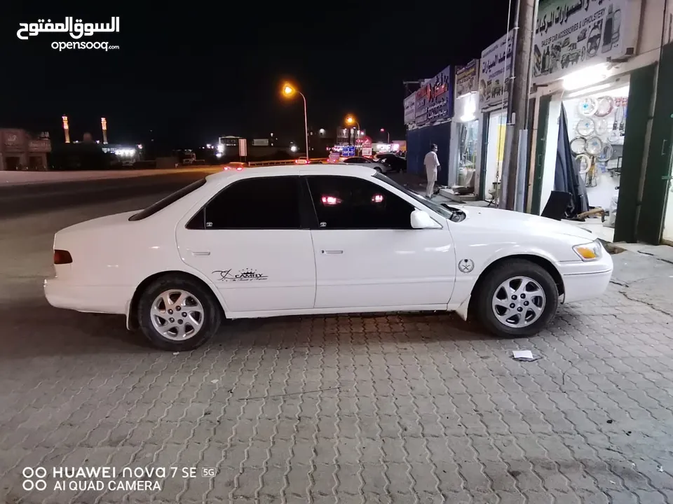 camry 2000 for sale..//2000