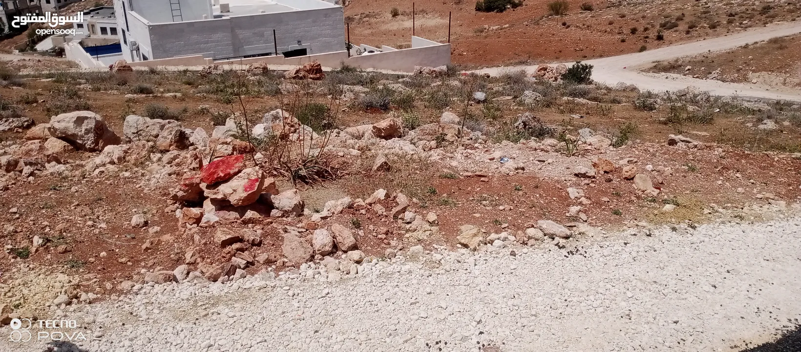 أرض للبيع في بيرين حي القصبات مميزة شارعين