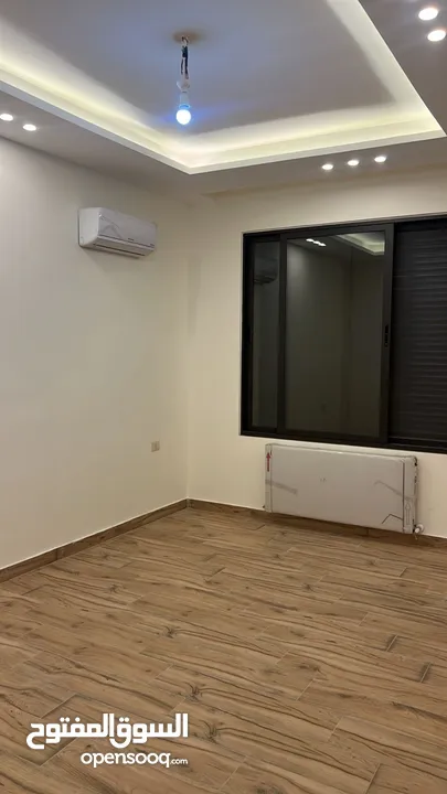 شقة فاخرة للإيجار بالقرب من شارع المطار و كوريدور عبدون مميزة وفاخرة :  14250