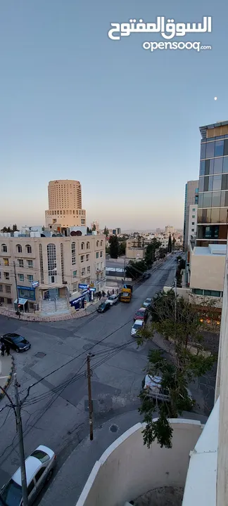 مكتب يصلح عياده للايجار بمساحه 70 متر، جبل عمان بجانب مستشفى فرح وبالقرب من مستشفى عبدالهادي