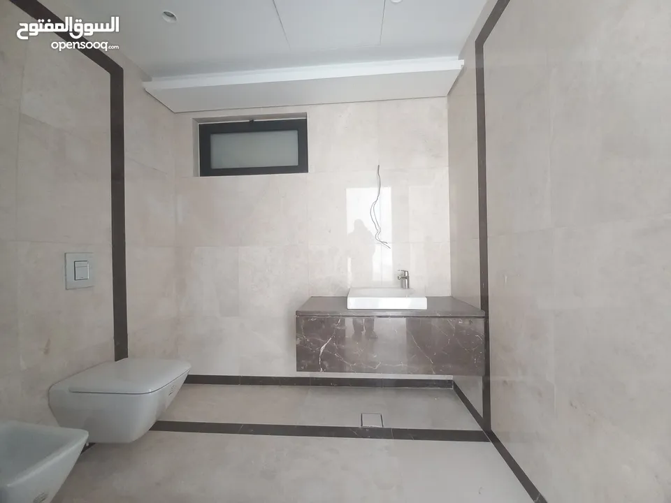 Unfurnished Apartment For Rent In 4th Circle  ( Property 35886 )-174821880
