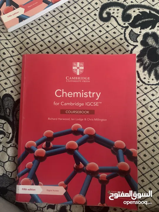 كتب نضام IGCSE الماده: Chemistry  الكيمياء كتابين: coursebook و  workbook