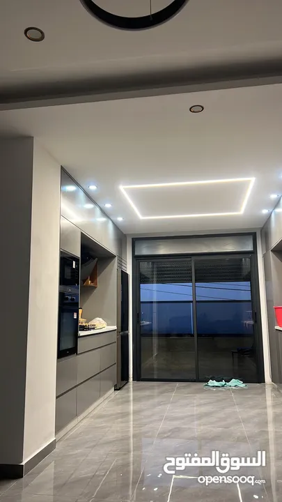 شقه للبيع في بير زيت