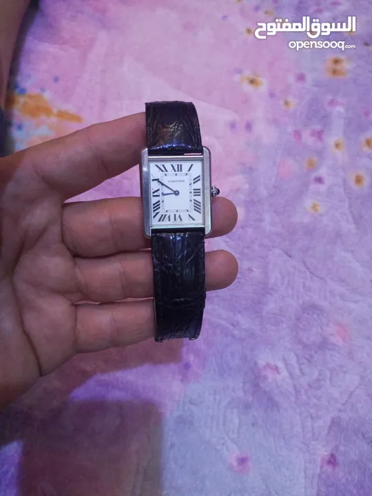 ساعة يدوية فرنسية الصنع نوعcartier أصلية