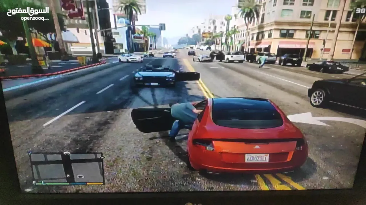 PS3 Slim (بلاستيشن 3 سليم) مُهكَّر 150GB + يد أصلية + 11 لعبة