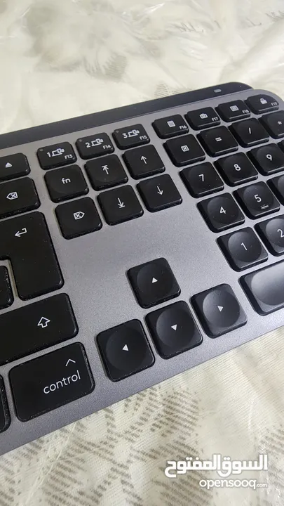 MX Keys Logitech wireless keyboard Master series Logitech