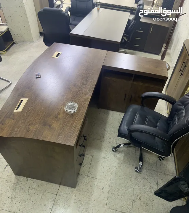 ‏ طاولة اجتماعات مقاس مترين شامل التوصيل