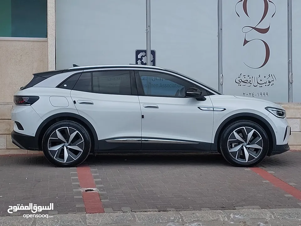 فولكسفاغن ID4 بروو بيانو بلاك// 2024 أعلى مواصفات// تأمين شااامل// كفالة