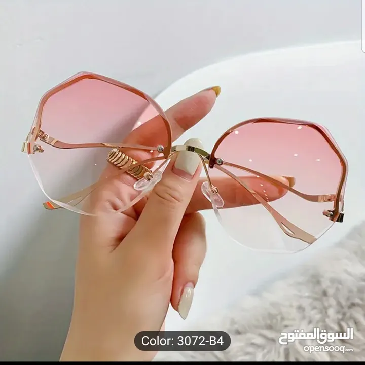 Female fashionable Sunglasses