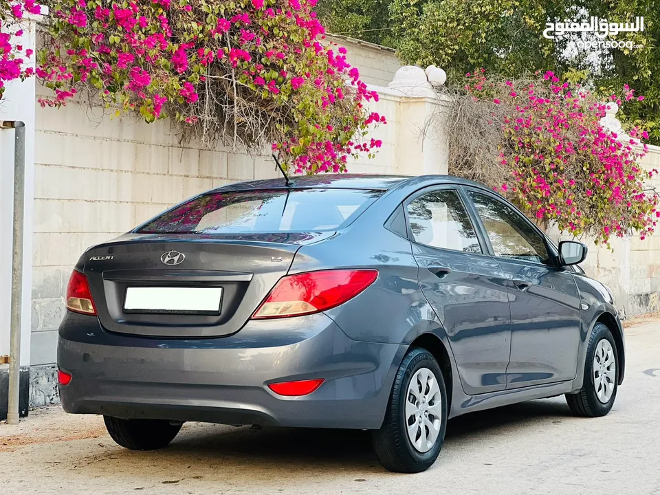 HYUNDAI ACCENT 2018  SINGLE OWNER