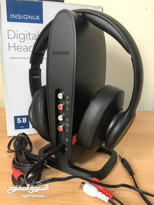 Insignia Wireless Headphones with Digital Input