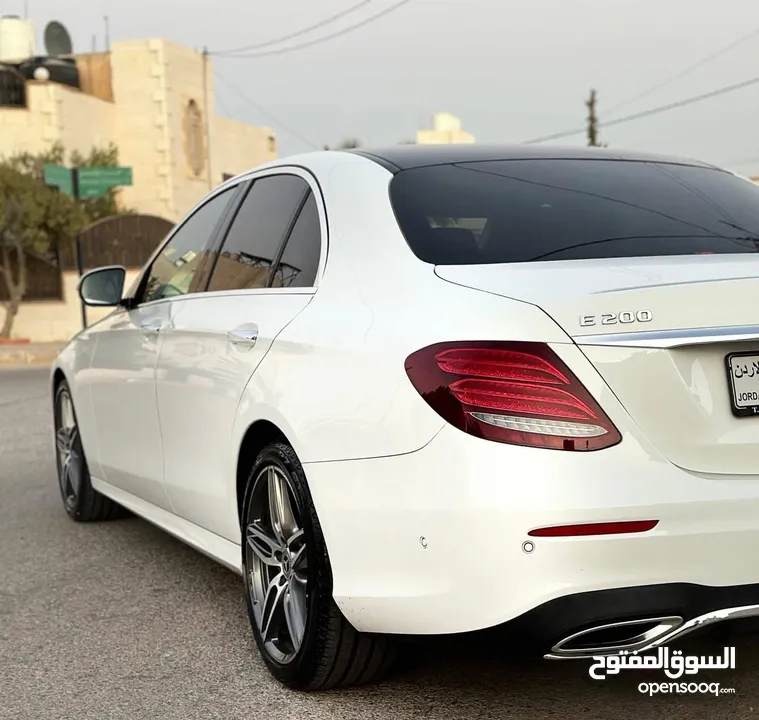 مرسيدس e200 2018 بنزين اصلي فحص اتوسكور  شبه زيرو 100/100 اعلى صنف AMG اصلي