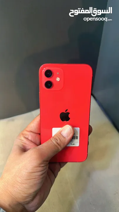 iPhone 12 64 GB  البطاريات من 88-93 مكفول اسبوعين