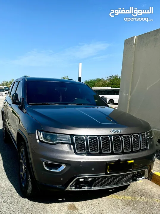 2021 Jeep Grand Cherokee Limited GCC specs for sale