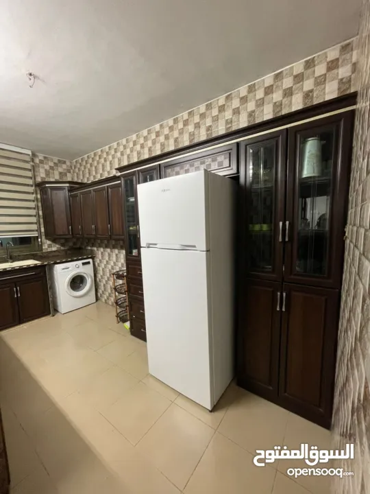 شقة مفروشة للاجار في شارع عصيرة