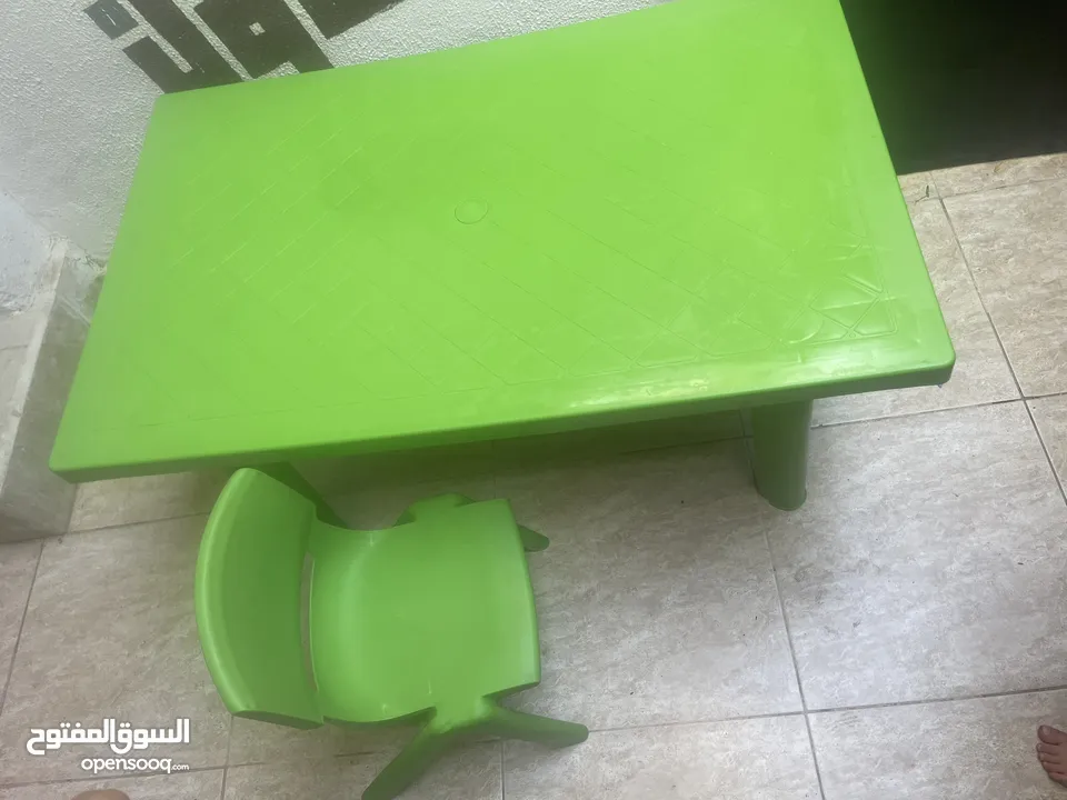 حضانة او روضة - كراسي و طاولات اطفال