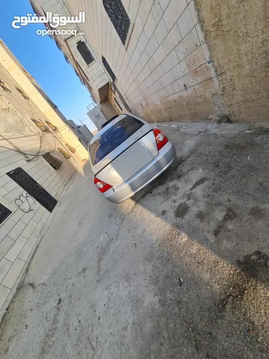 سياره للبيع