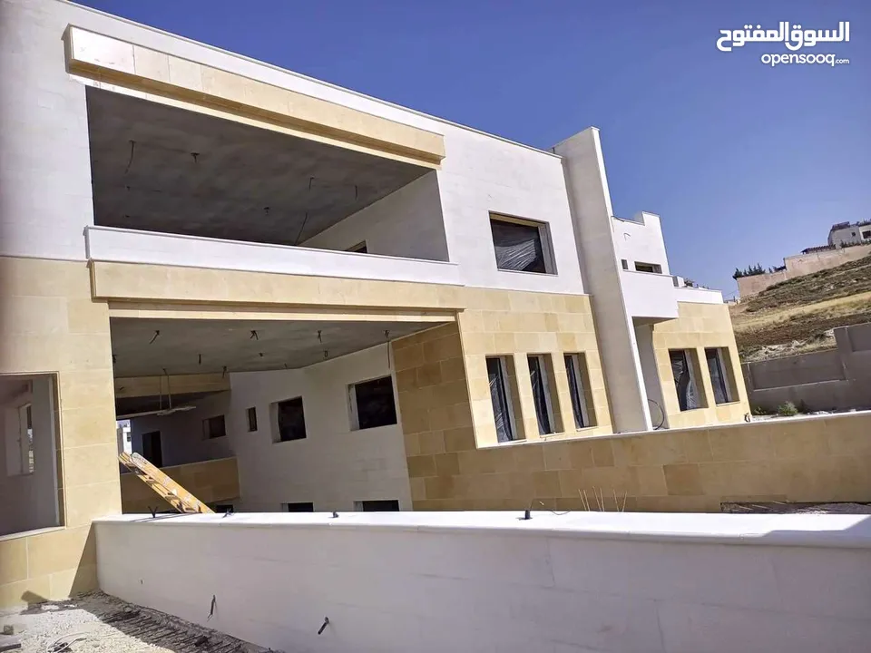 كحيل حجر  وتنظيف الصاروخ بالقذق الرملي او الصاروخ وصيانة المباني القديمة وعزل الحجر بماء الزجاج