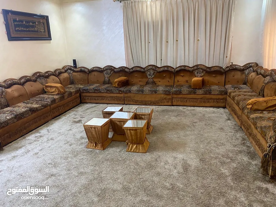 مجلس ضيوف مستعمل بحال الوكاله
