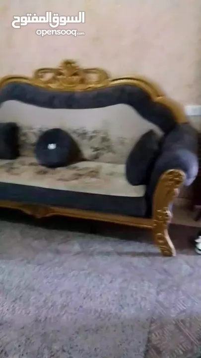 كنب مصري زان مستعمل شبه جديد للبيع بسعر مغري