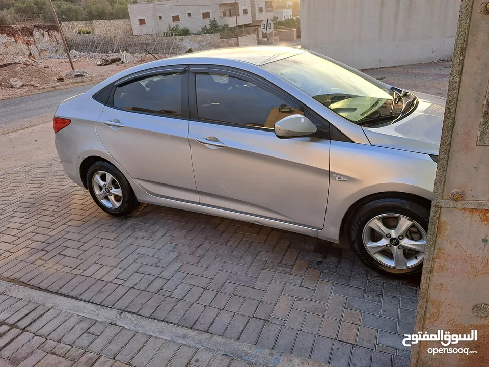 السياره الاكثر طلب اكسنت ديزل 1600 تيربو 4 غيار 2014 يد اوولا غرفه مميزه