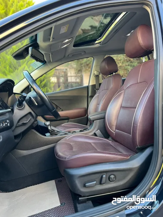 كيا نيرو Touring موديل 2020 فل كامل اعلى صنف اقساط على صورة آلهوية فقط دفعة اولى 3000 دينار