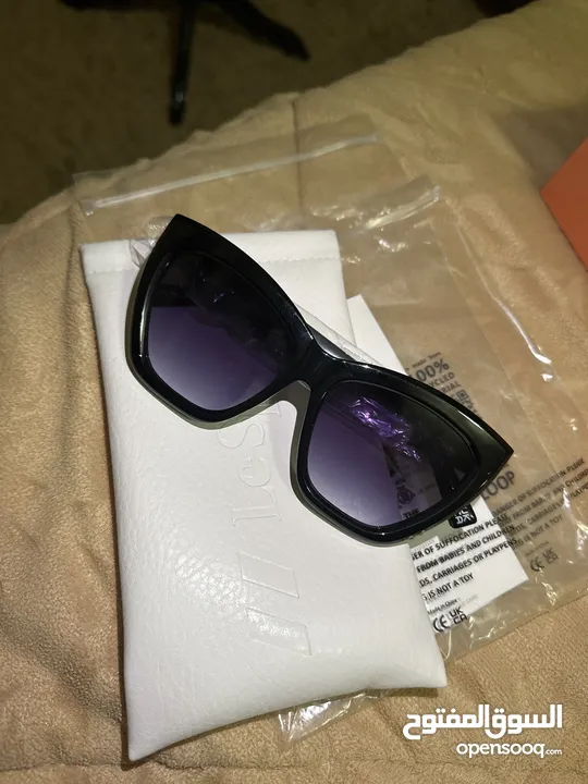 نظارات le specs