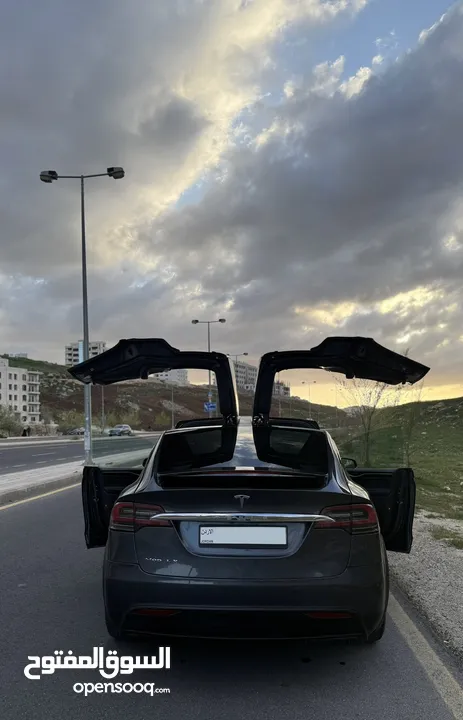 TESLA MODEL X 75D 2018  (تيسلا اكس كرت داخل الوكالة)