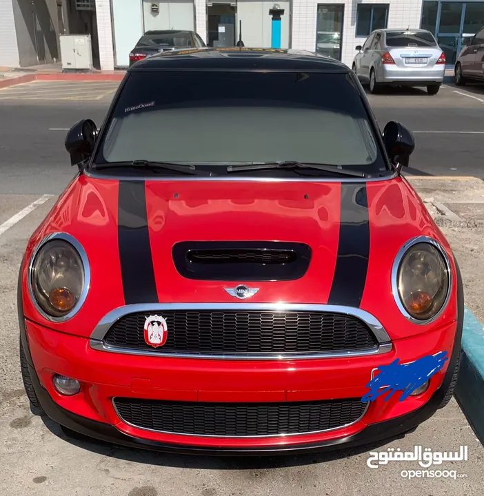 Mini cooper s 2011  Red & Black  Perfect Condition