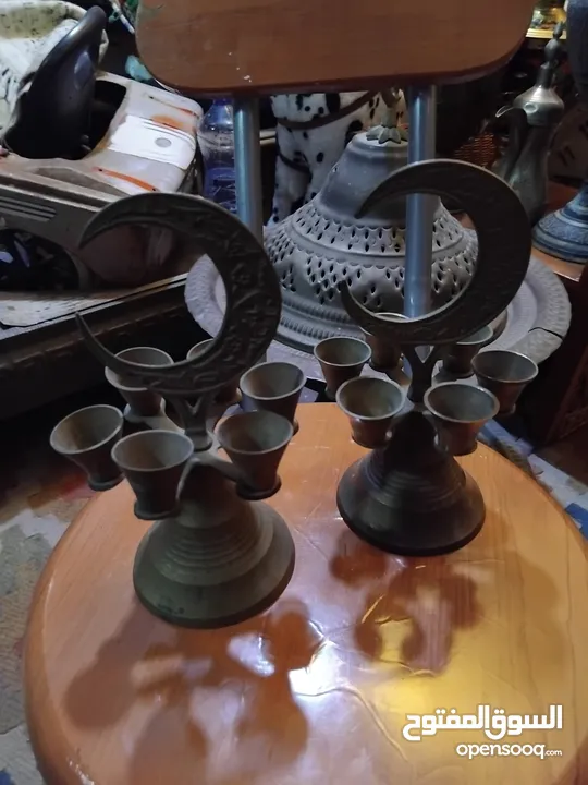 مجموعه مميزه من التحف