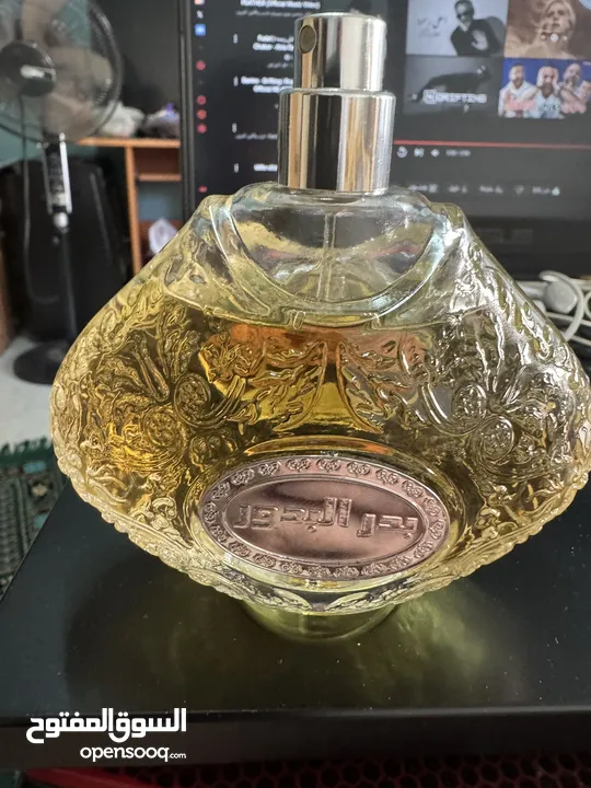 عطر بدر البدور من العربية للعود من اكثر العطور المطلوبة والمرغوبة للجنسين مستخدم شي بسيط 25 دينار