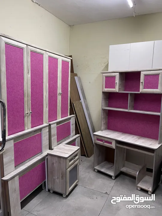 غرفة نوم بتختين مفرد وكومدينة ومكتبة وخزانة سعر حرق