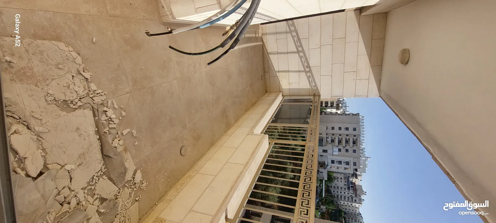 شقة مع ساعة كهرباء بالطيرة