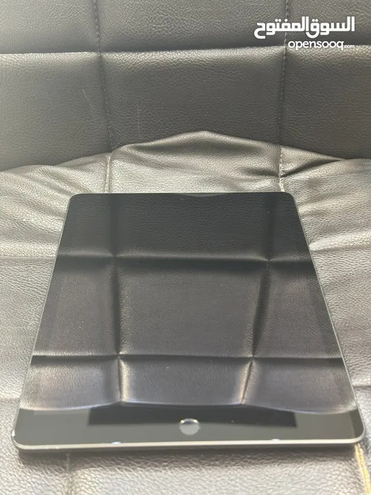 Ipad 9 64g battery 100%