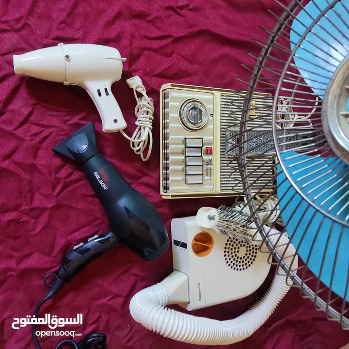 مروحه وسشوار عدد 3 كل قطعه الها سعر كله شغال علي الفحص الكامل سشوار صنع ايطاليا اصلي 100% بسعر حرق