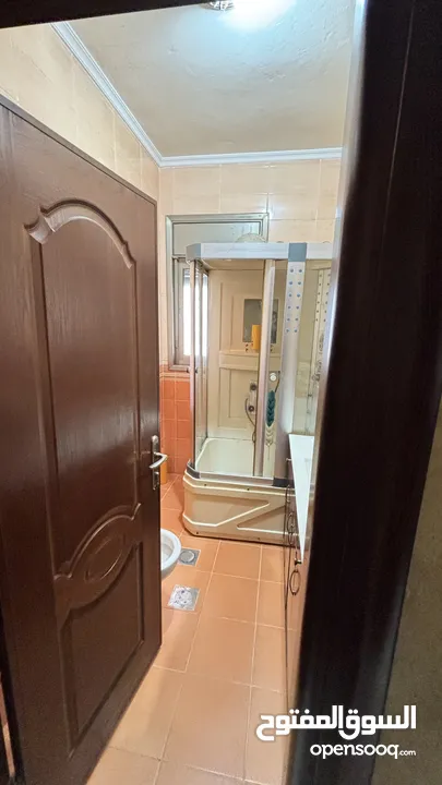 روف 400 متر للبيع