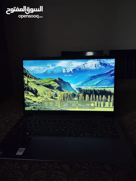 لابتوب Lenovo , RAM 8GB  تخزين 800GB , شاشة [14] بوصة  بحالة ممتازة