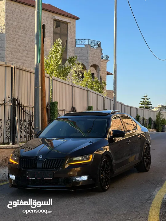 سكودا سوبيرب بنزين 4\4