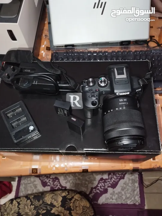 كاميرا كانون r10 مع عدسه 24-105-قابل للتخفيط