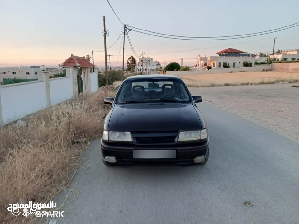 اوبل فيكترا محدثه 95  ماتور 16 حلاب فحص  اقتصادية جدا قير عادي  السياره  غرفه نضيفه