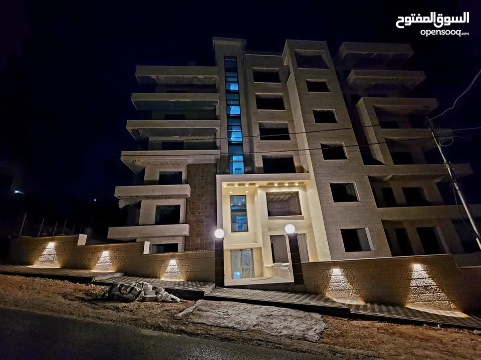 عمارة غزال ايليت شقق عظم للبيع طولكرم