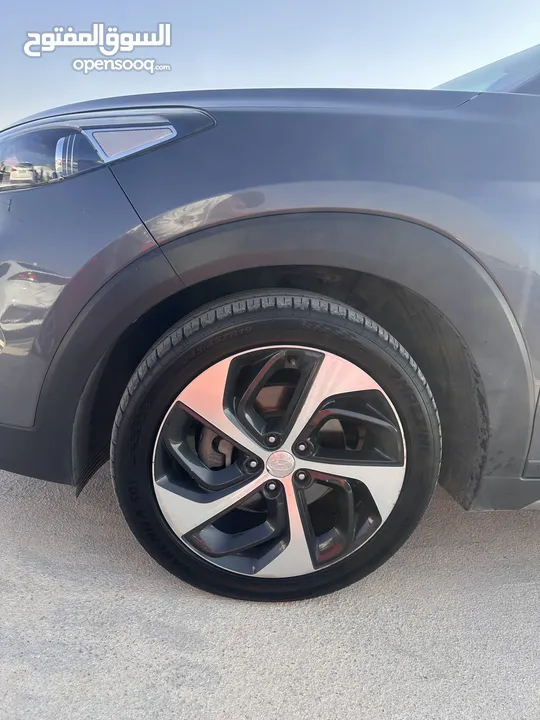 توسان هونداي