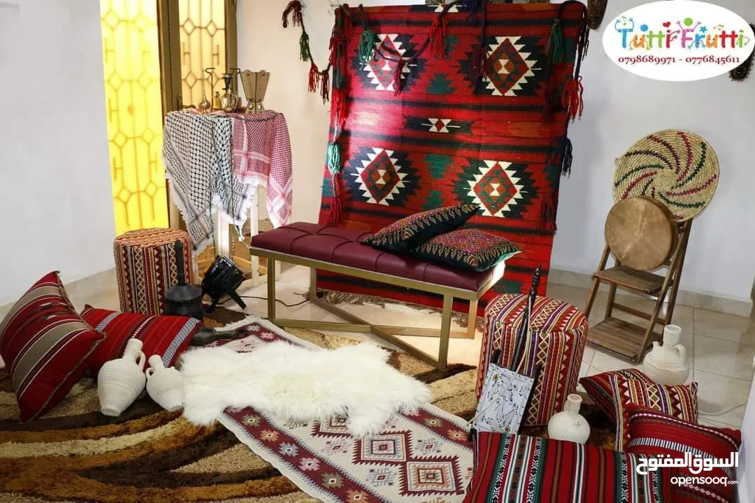كوشات مميزة تنسيقات ورد فاخرة