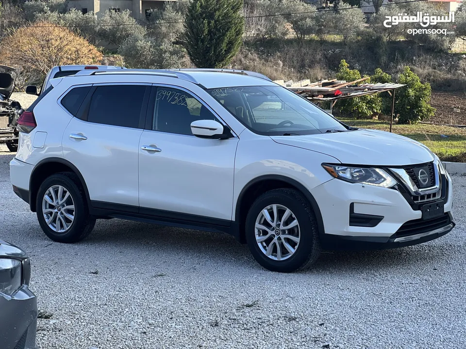 Nissan rogue