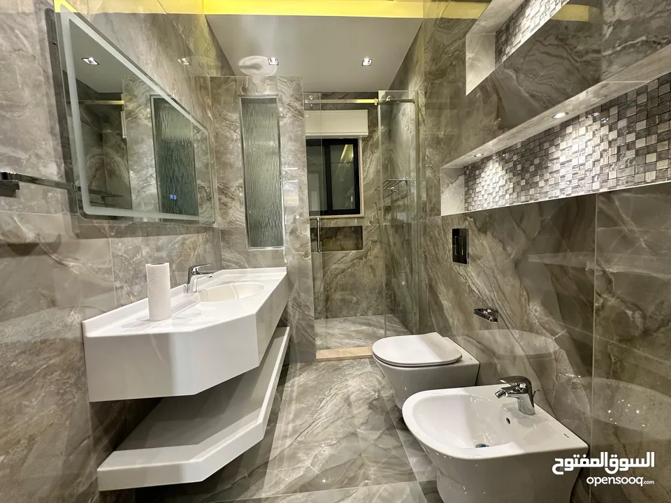 شقة مفروشة للإيجار في عبدون ( Property 43168 )-175093560