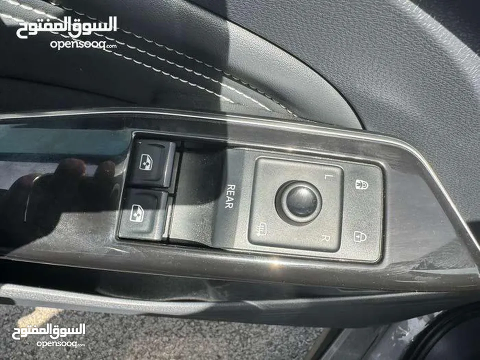 Id4 crozz اي دي 4 كروز بيور بلص بطاريه كبيره فحص كامل  19200 نهائي 2021